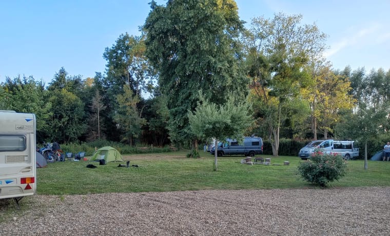Le grand pré du camping